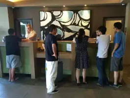 安排客户入住（美国）
